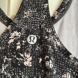 Lululemon tank top Size 6